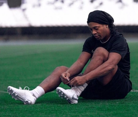 方面的突出 方面的突出