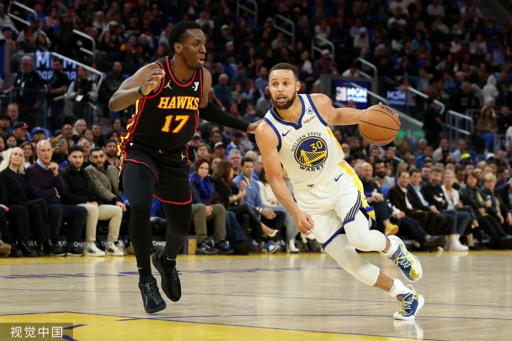 横亘在伟大 横亘在伟大